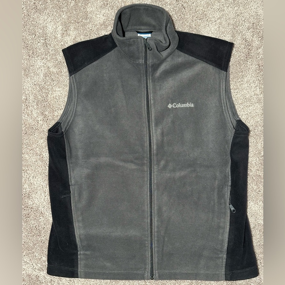 Columbia Charcoal and Black Fleece Vest